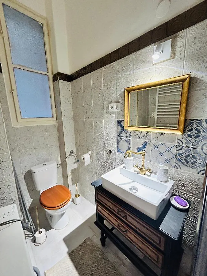 Butterfly Free Parking At Riverside Apartment Budapest Ungheria